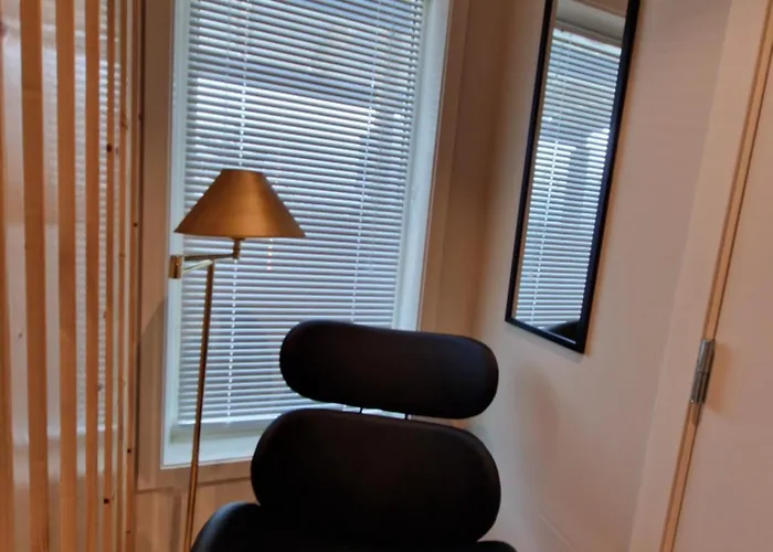 Comfortable Sleeps 4 Near Center דירה קריסטיאנסאנד
