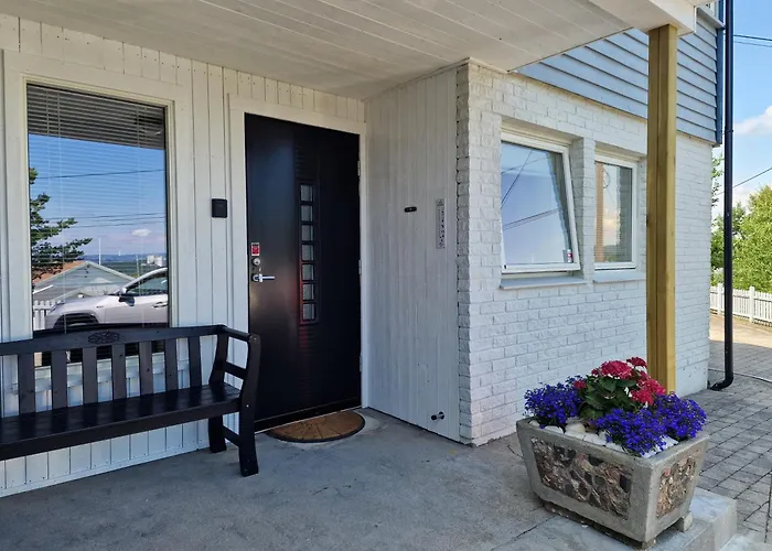 Apartamento Comfortable Sleeps 4 Near Center
